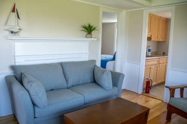 Deluxe Cottage with bay view