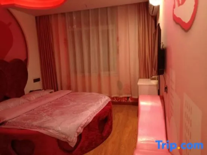 Xinjinjiang Boutique Hotel
