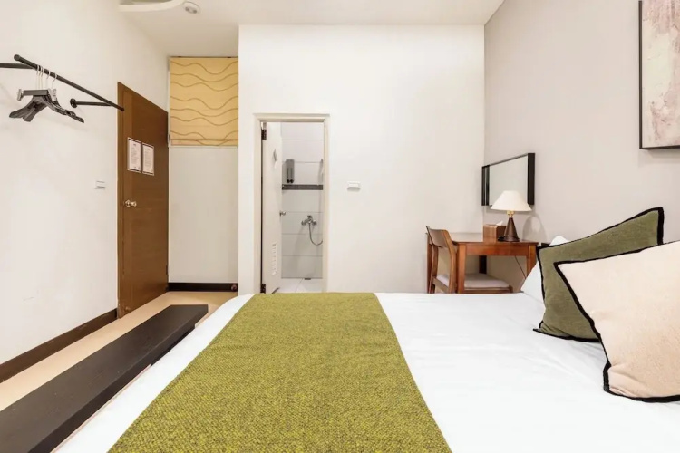 Harmony Easy Stay