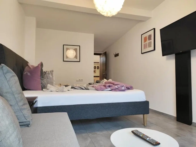 3 Bedrooms Double Apartment