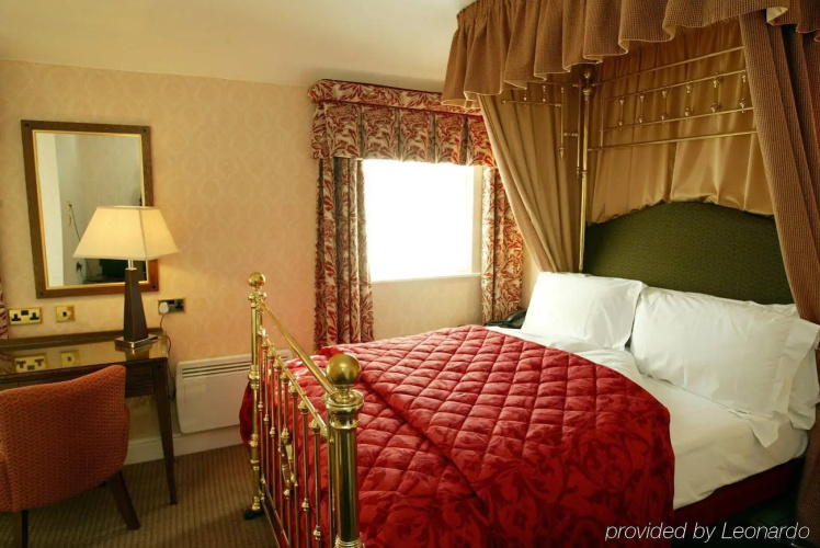 Etrop Grange Hotel