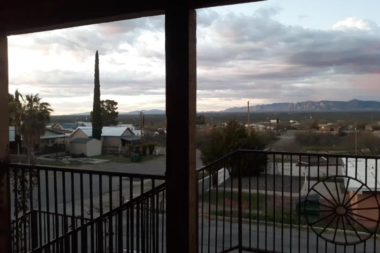 Deluxe Double Suite with view
