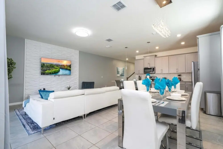 Splendid 6Bd w Private Pool Solara Resort 2154