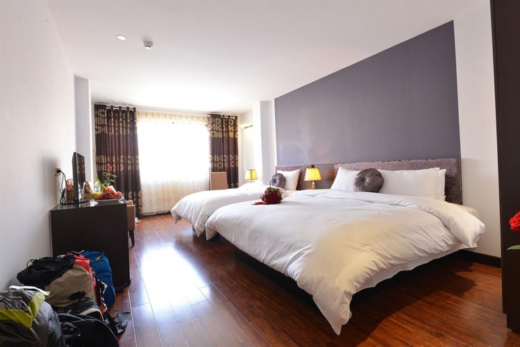 Standard room with city view