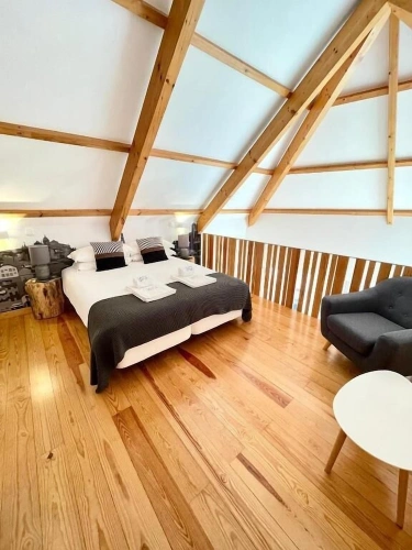 1 Bedroom Apartment with city view