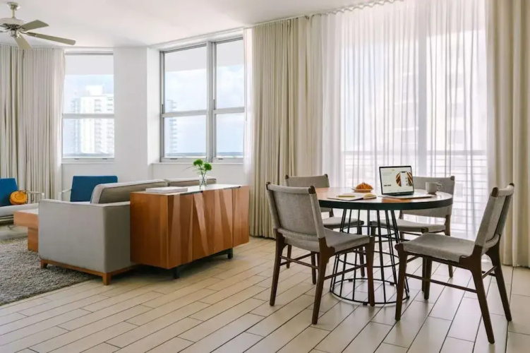 2BR Condos at The Circ by Hosteeva