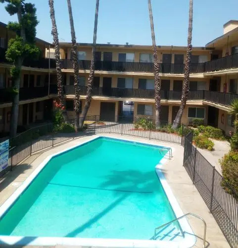 Golden Motel