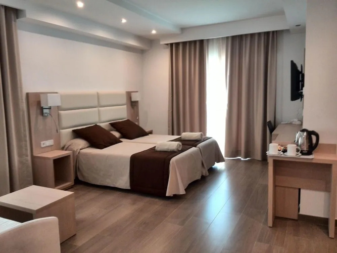 Hostal La Cigüeña