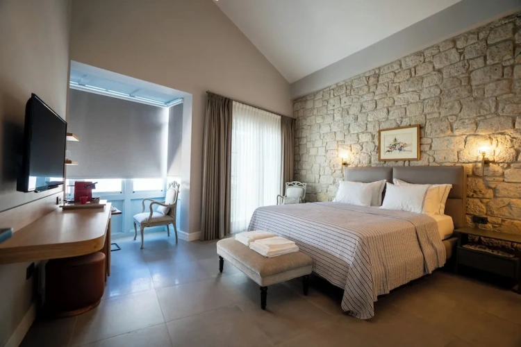 Premium Suite with bay view
