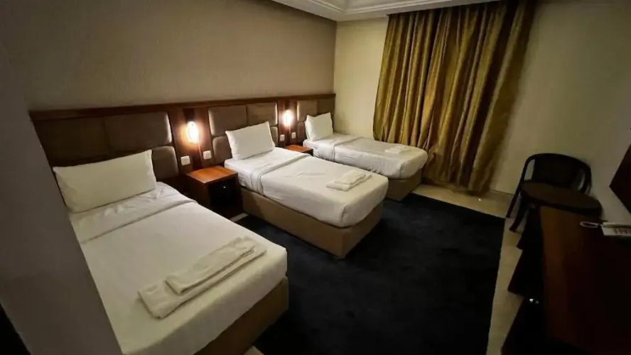 Al Jemeza Tower Hotel