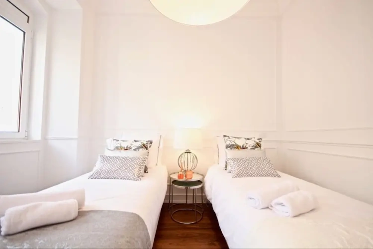 2 Bedrooms Apartment with balcony