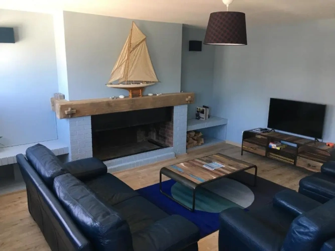 2 Bedrooms Cottage