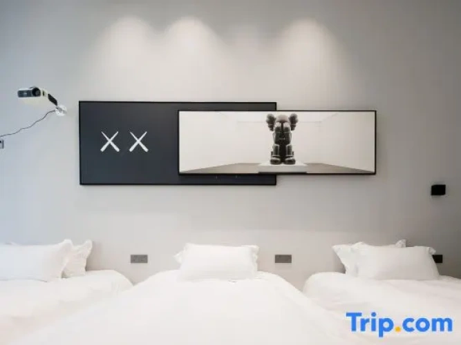 Standard Triple room