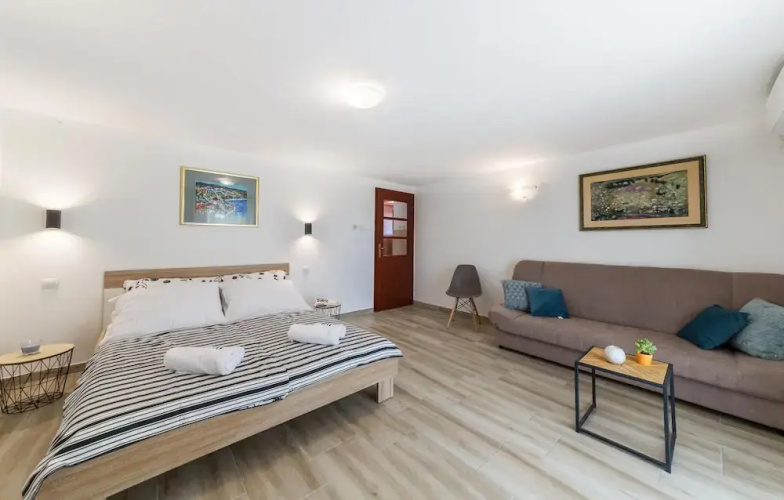 Amazing Apartment in Pula With Wifi