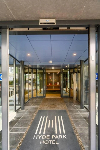 Hyde Park Hotel