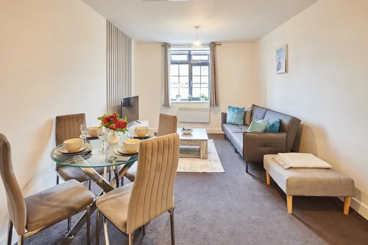 Host Stay Holland Apartment