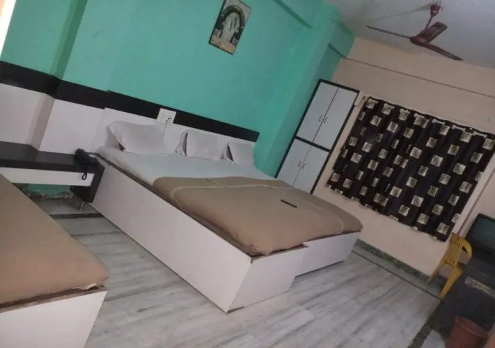 Hotel Kaustubh