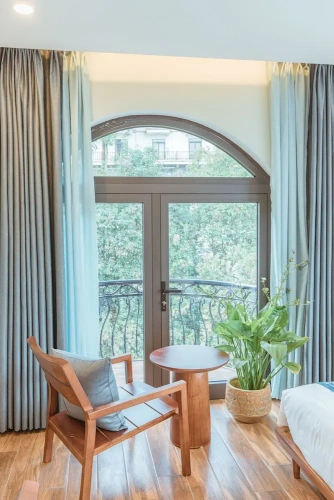 Superior Triple room with balcony and with city view