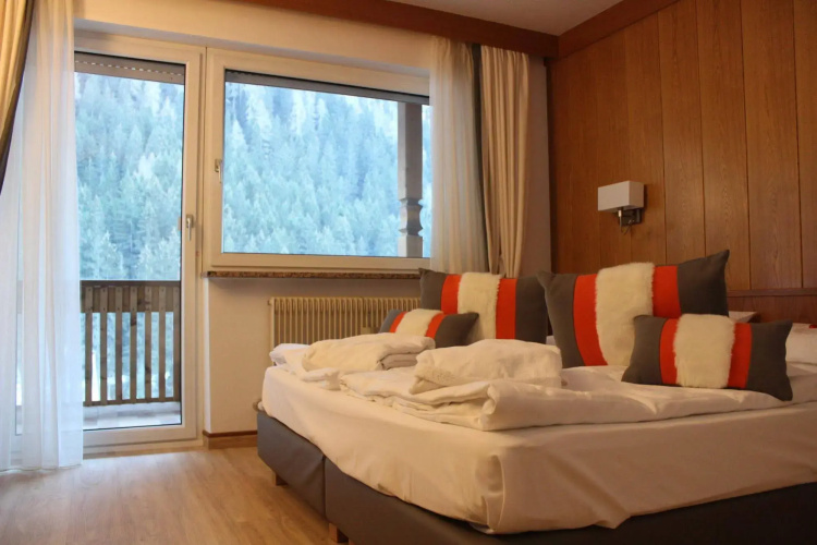 Hotel Ramon