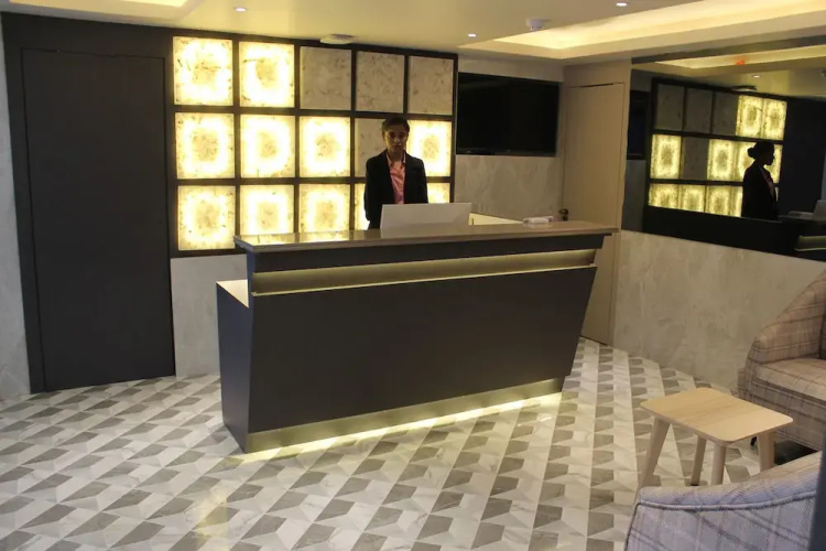 Maxxvalue Hotel MIDC