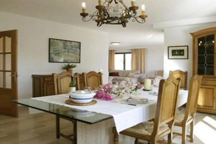 Villa Llobets I