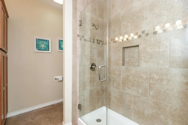 Fun 2 Bedroom Pets Pool Sleeps 6