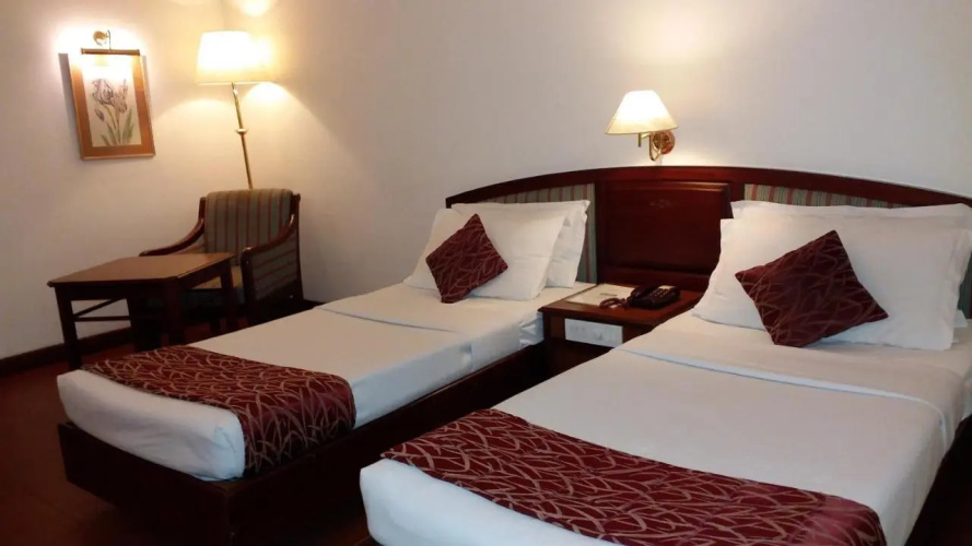 Issacs Residency