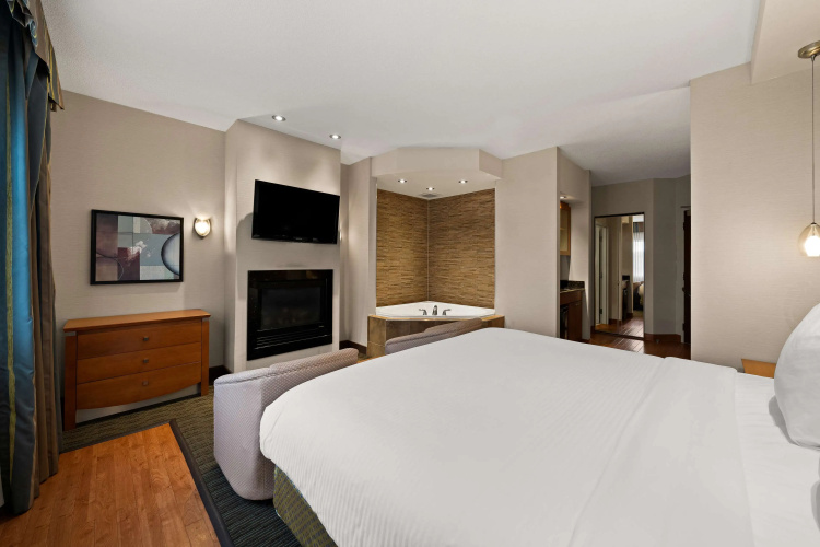Best Western Plus Orangeville Inn & Suites photo 6