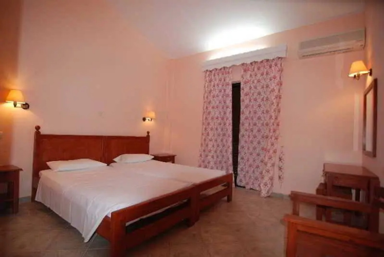 Penelope Suites
