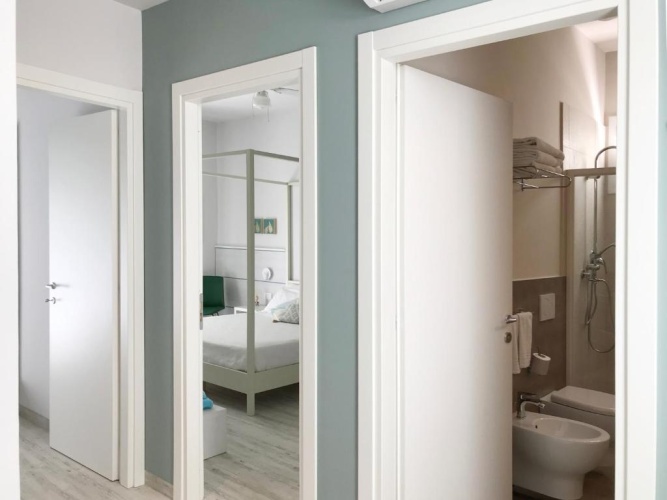 Standard Triple room