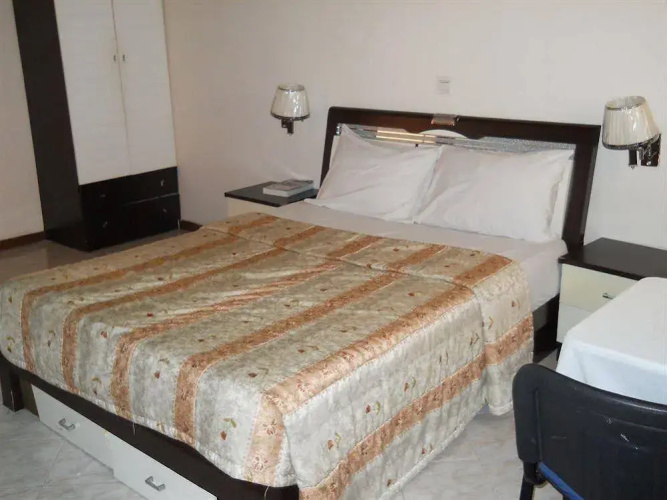Aristocrat Hotel