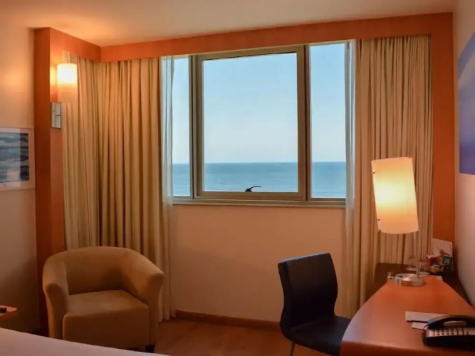 Regency Barra Hotel