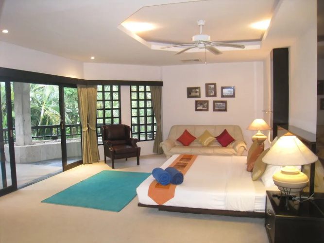 Surin Springs Villa 8 by PIPS