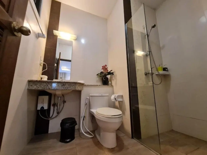 4 Bedrooms Double Villa
