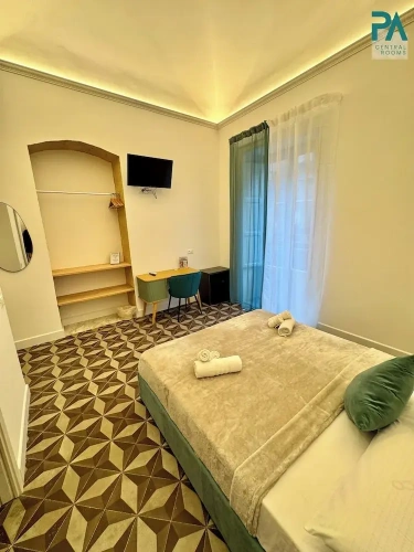 Classic Double room with city view