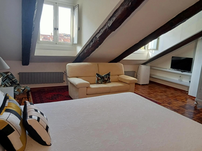 Mole Apartment