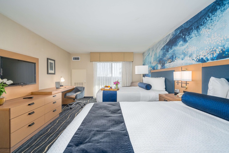 Standard Quadruple room with balcony