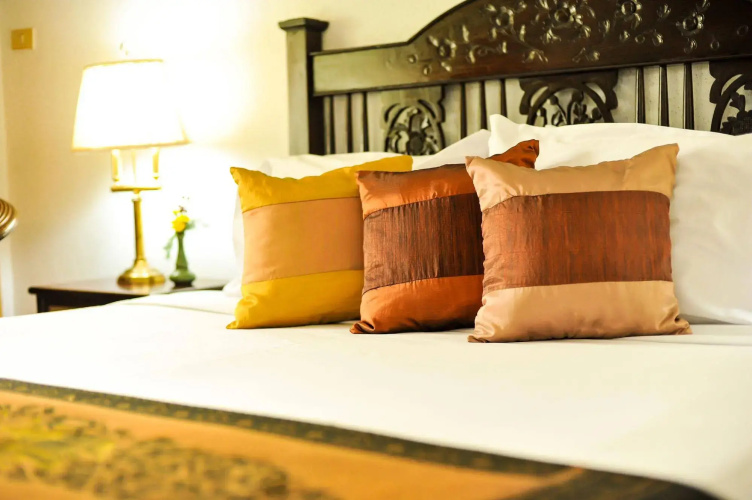 Wiang Indra Riverside Resort