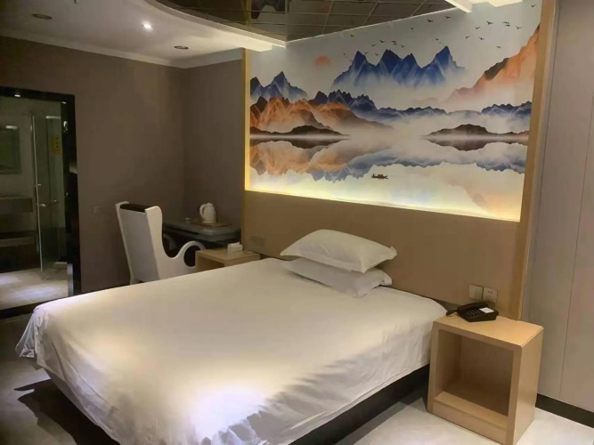 Ruian Shangpin E-sports Hotel