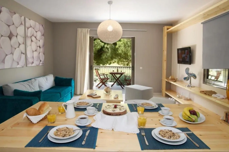 1 Bedroom Deluxe Family Apartment