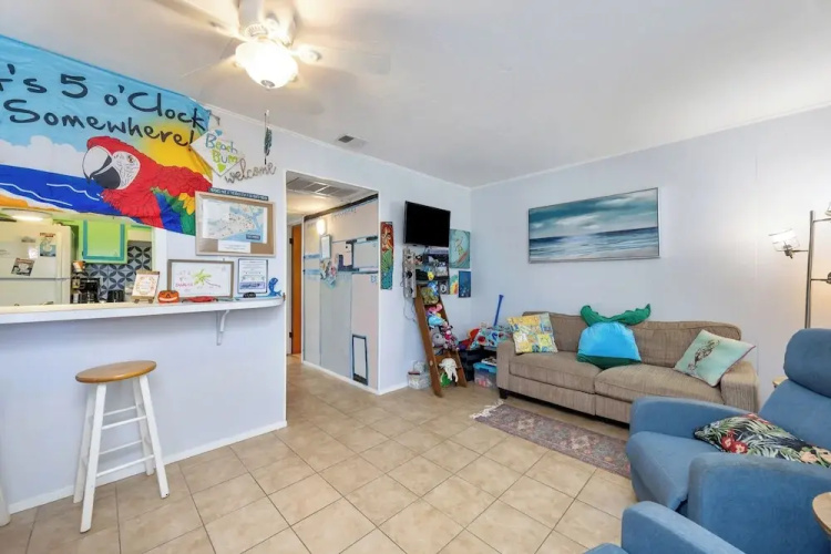 Cozy 1 Bedroom Budget Friendly