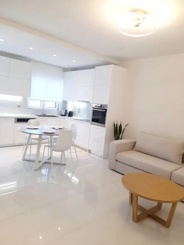 White Dome Apartment I