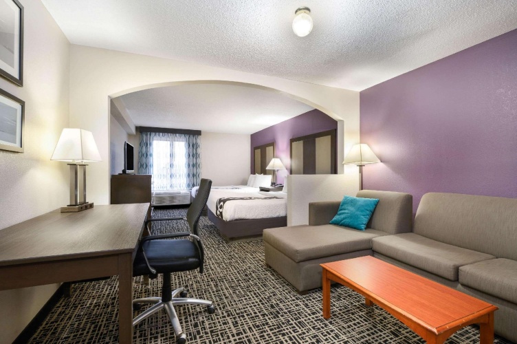 Quadruple Suite