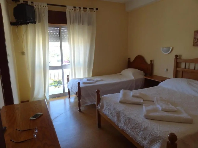 Standard Triple room with balcony