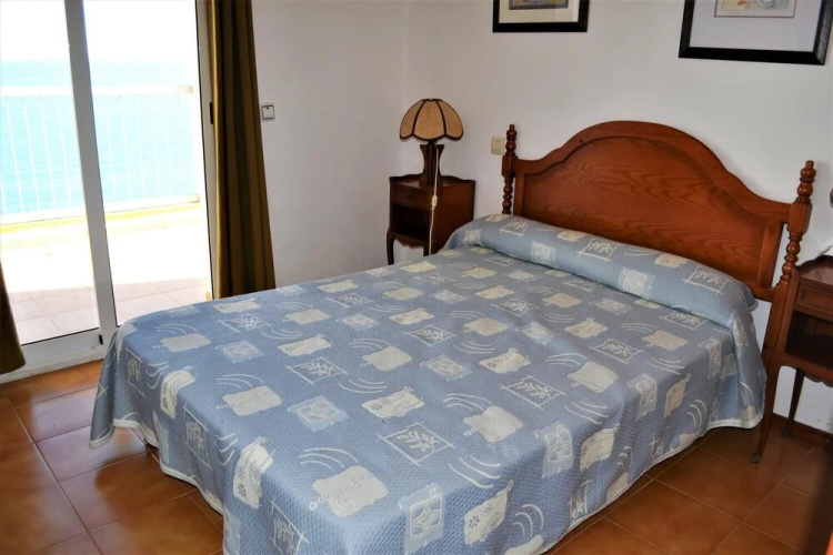 Cau Del Llop 3