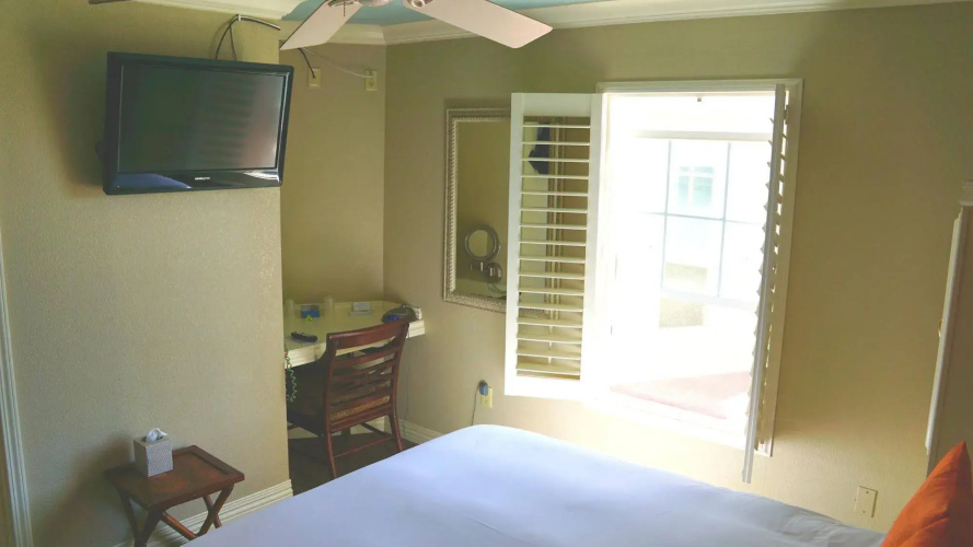 Capitola Hotel