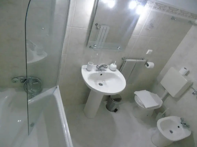 Lagos Guests B&b