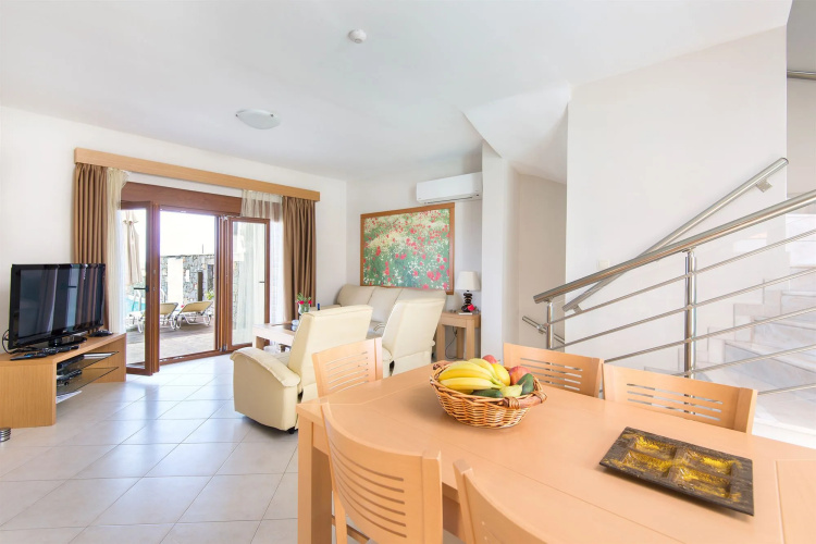 Horizon Line Villas