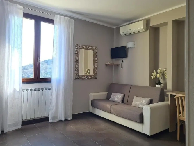 Standard Quadruple room with sea view