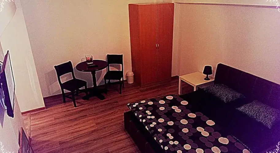 Marcos Apartments